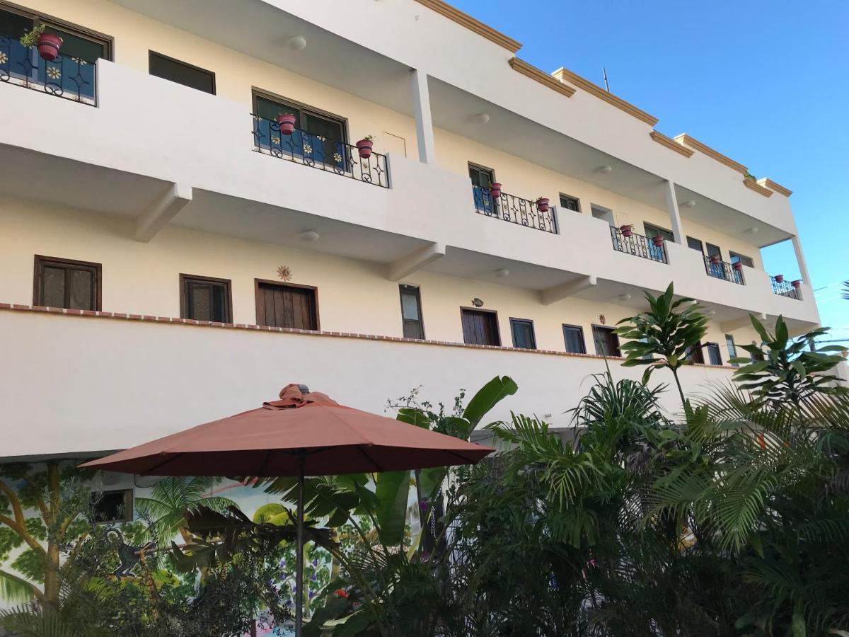 Suites Fenicia (Adults Only) Playa del Carmen Exterior foto