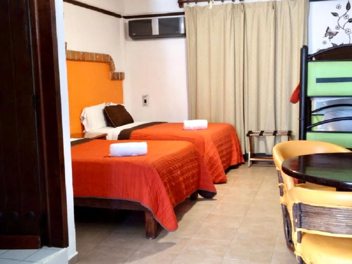 Suites Fenicia (Adults Only) Playa del Carmen Exterior foto
