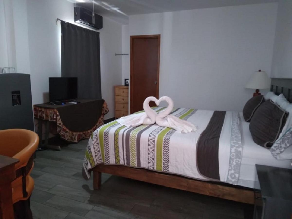 Suites Fenicia (Adults Only) Playa del Carmen Exterior foto