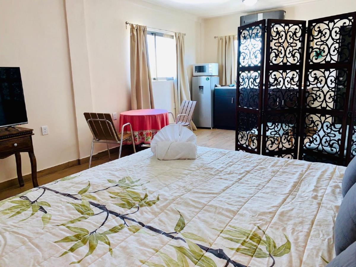 Suites Fenicia (Adults Only) Playa del Carmen Exterior foto