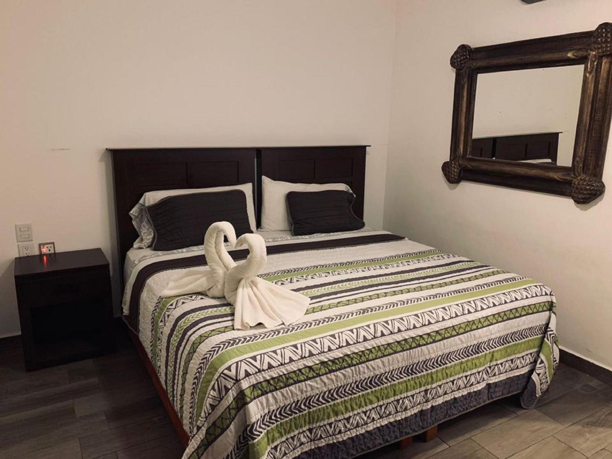 Suites Fenicia (Adults Only) Playa del Carmen Exterior foto